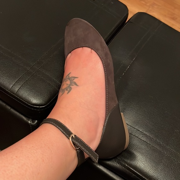 Dark great ankle strap ballerinas shoe suede front with faux leather backing - Picture 6 of 9